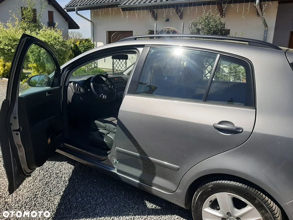 Volkswagen Golf - 9