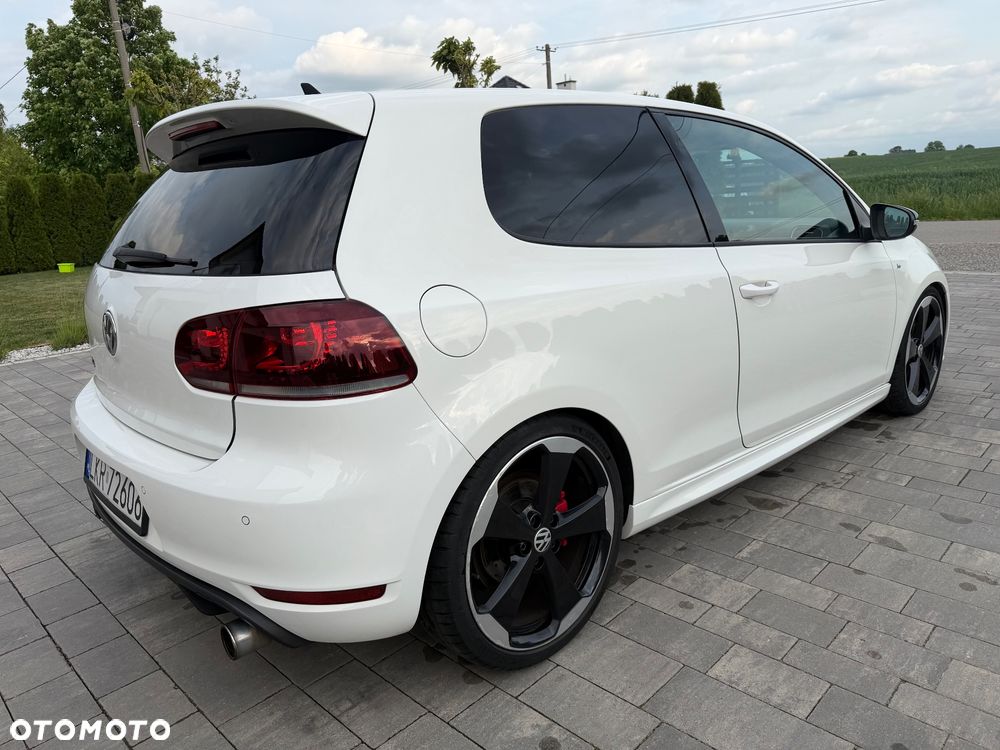 Volkswagen Golf 2.0 GTI DSG Edition 35 - 17