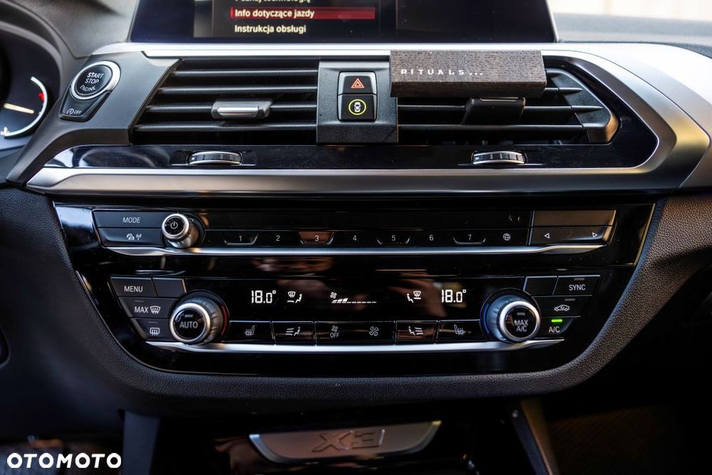 BMW X3 xDrive20d xLine - 27