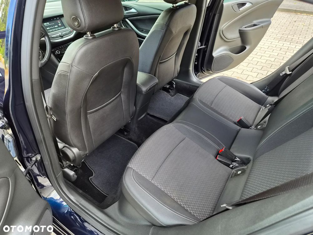 Opel Astra 1.4 Turbo Innovation - 10