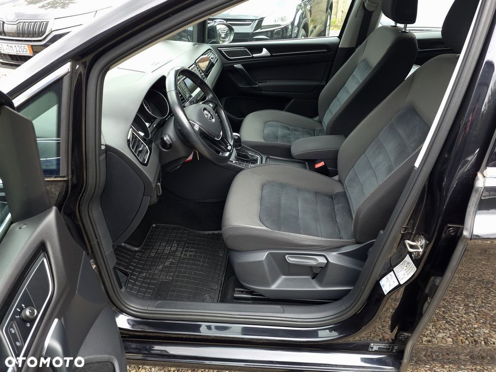 Volkswagen Golf Sportsvan - 8