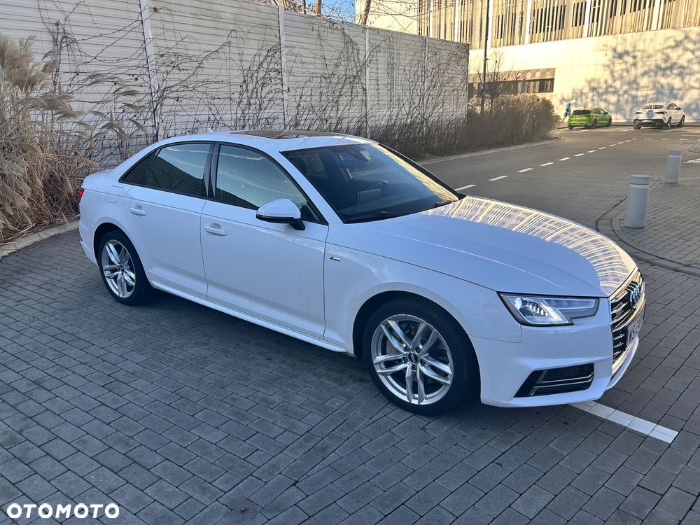 Audi A4 Limousine - 1