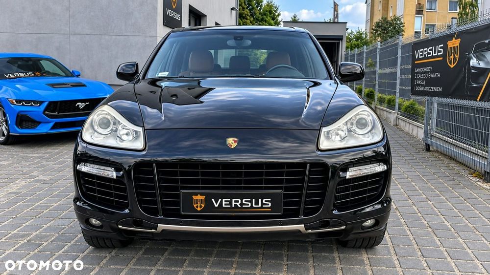 Porsche Cayenne Turbo Tiptronic S - 3