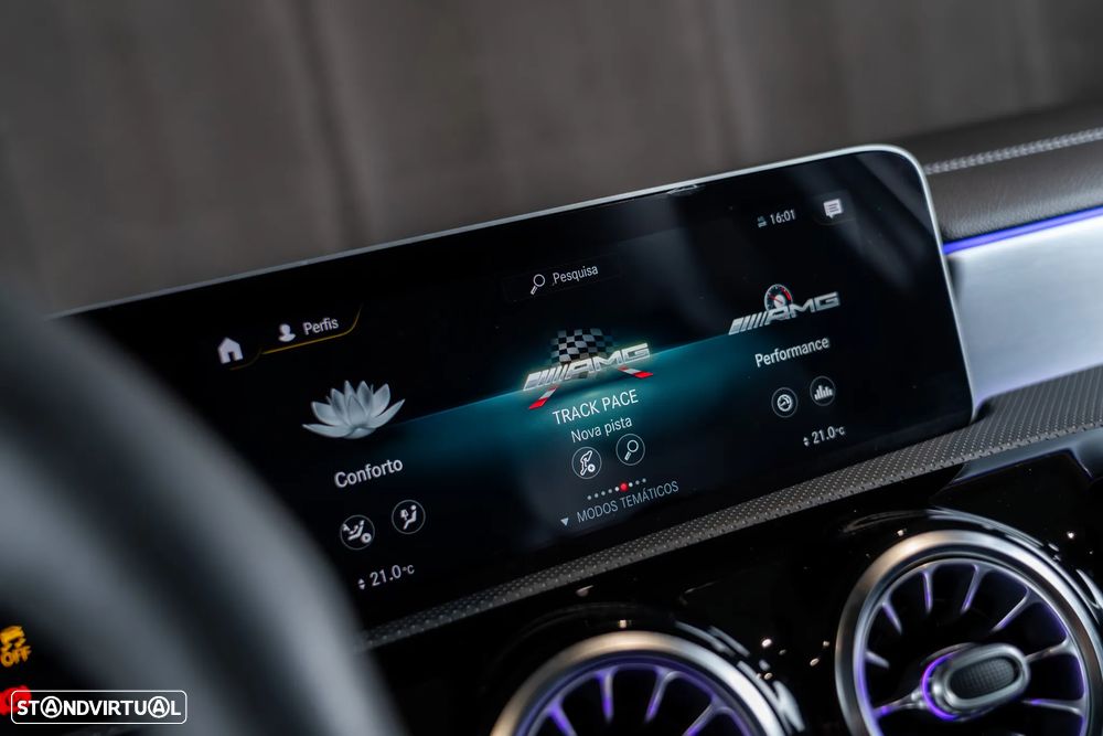 Mercedes-Benz A 45 AMG S 4Matic+ - 21