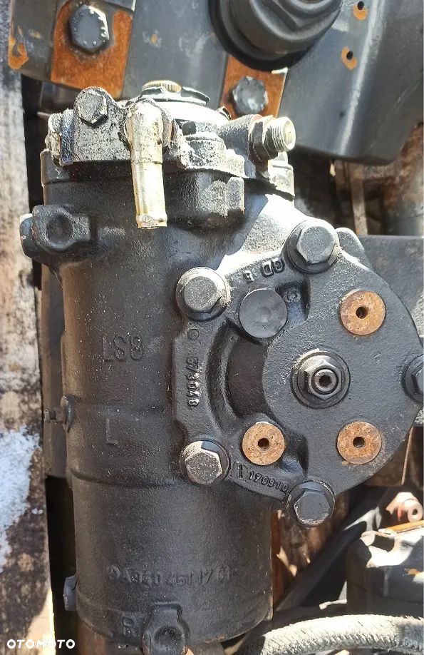 KOLUMNA PRZEKŁADNIA KIEROWNICZA MERCEDES ACTROS ATEGO AXOR LS8 - 2