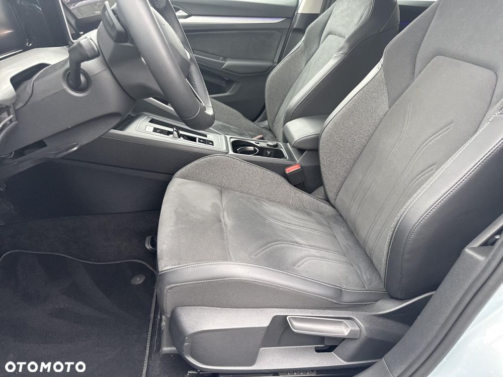 Volkswagen Golf - 12