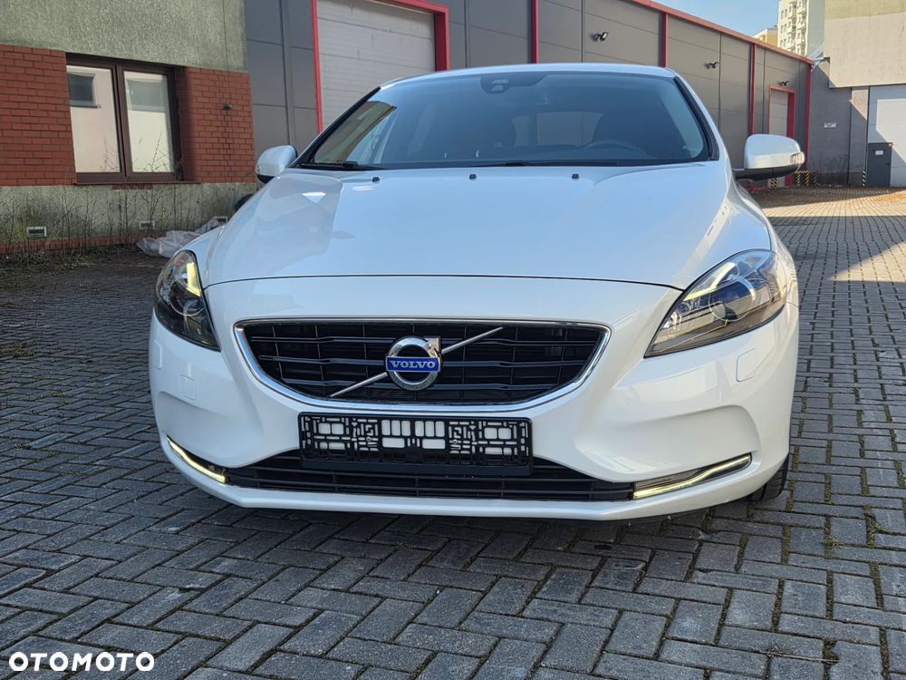 Volvo V40 T2 Summum - 4