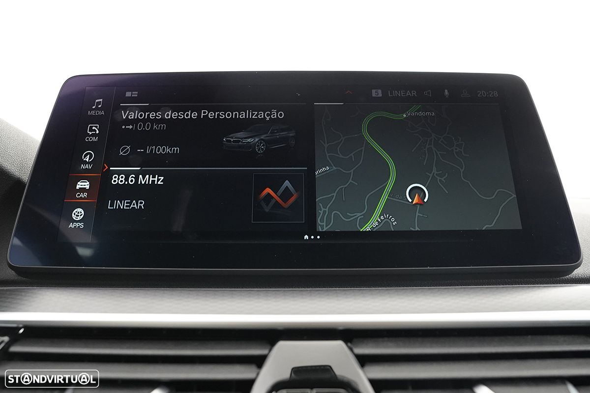 BMW 520 d Pack Desportivo M Auto - 14