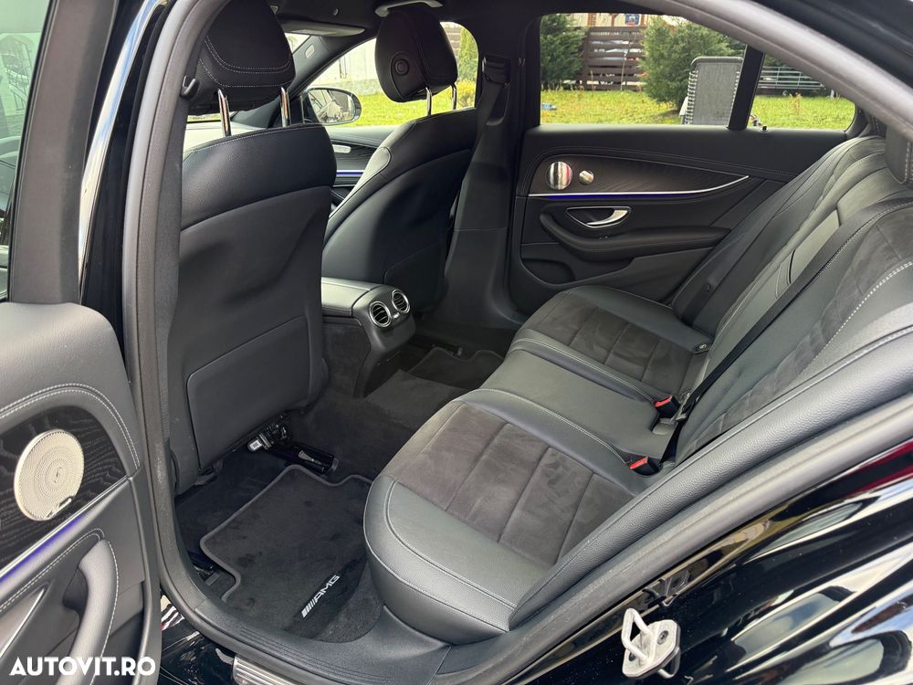 Mercedes-Benz E - 17