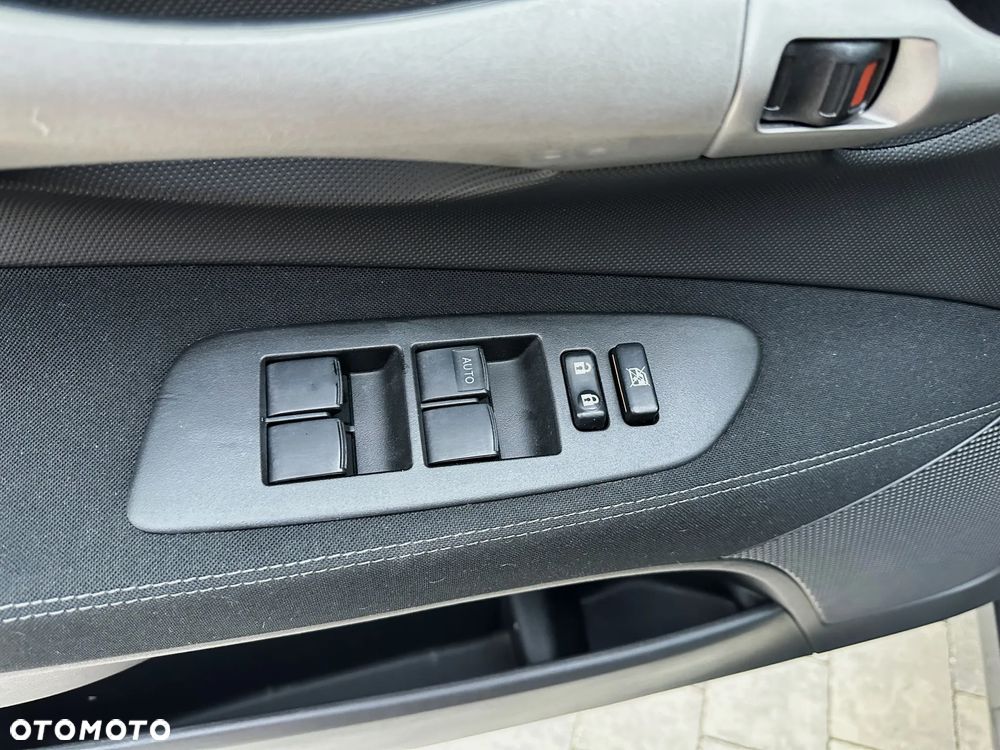 Toyota Auris 1.6 Premium Start - 10