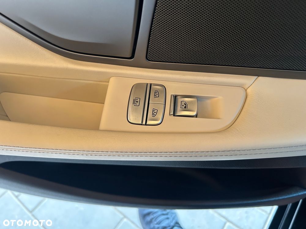 BMW Seria 7 740d xDrive - 19