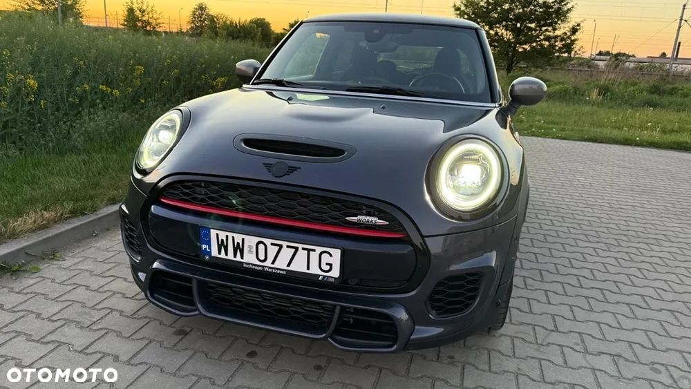 MINI John Cooper Works - 2