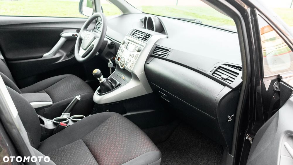 Toyota Verso 1.6 5-Sitzer Comfort - 26