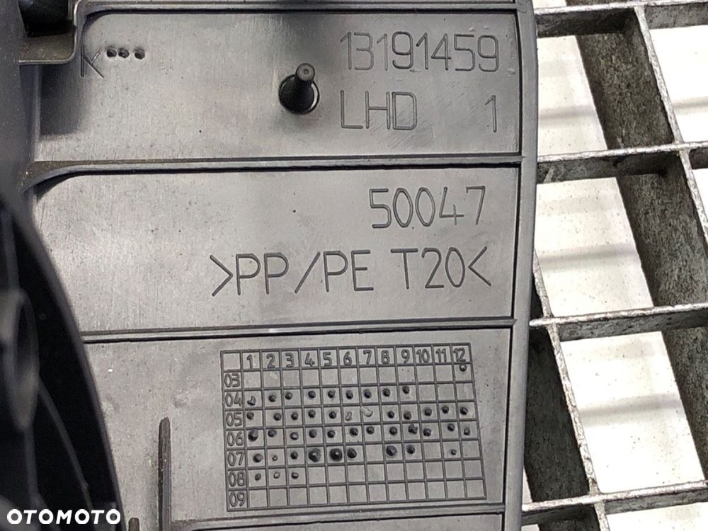 SCHOWEK PASAŻERA - 60.00 PLN - OPEL ASTRA H (A04) 2004 - 2014 1.4 (L48) 66 kW [90 KM] benzyna 2004 - 4