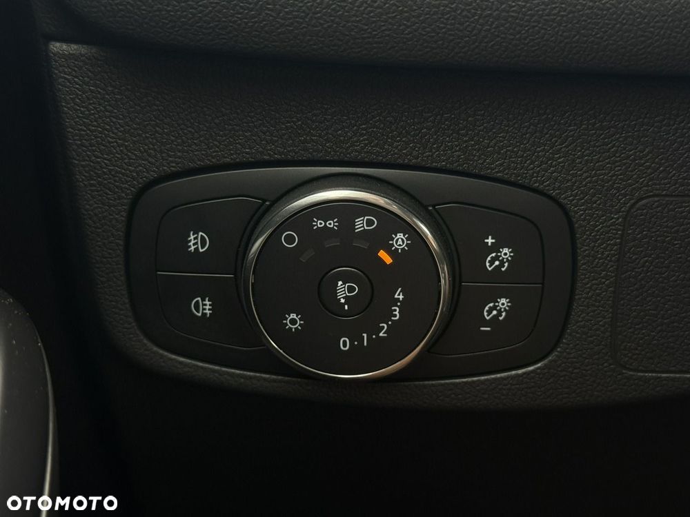 Ford Focus 1.0 EcoBoost Connected - 33