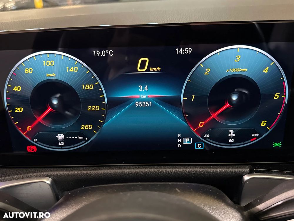 Mercedes-Benz GLB 220 d 4MATIC 8G-DCT AMG Line - 10