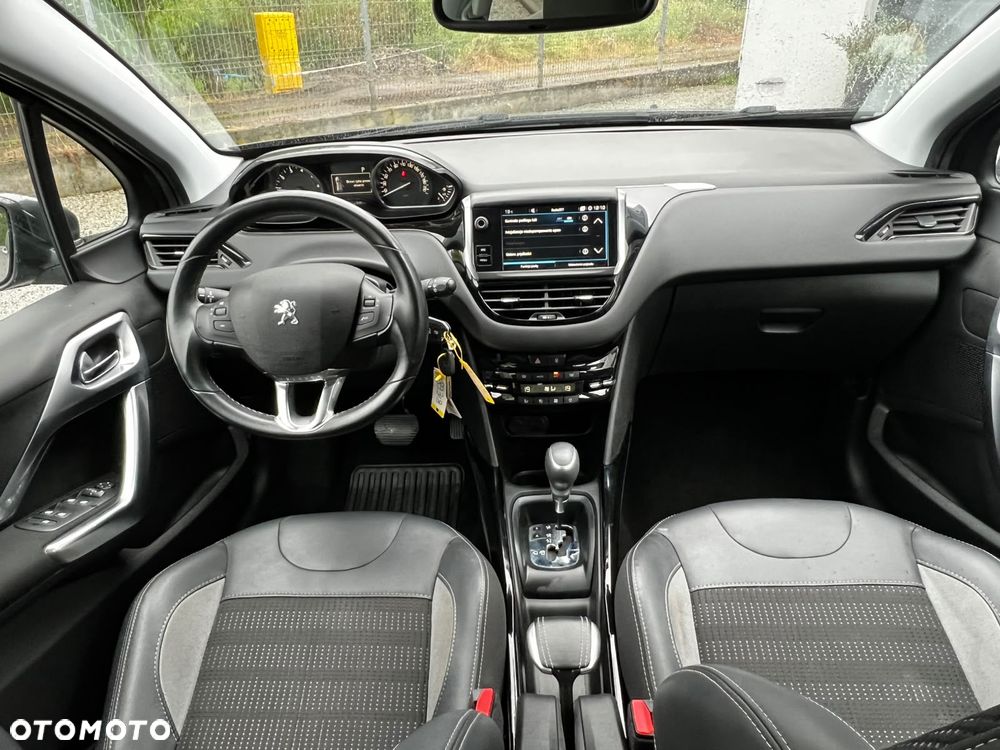 Peugeot 2008 - 5