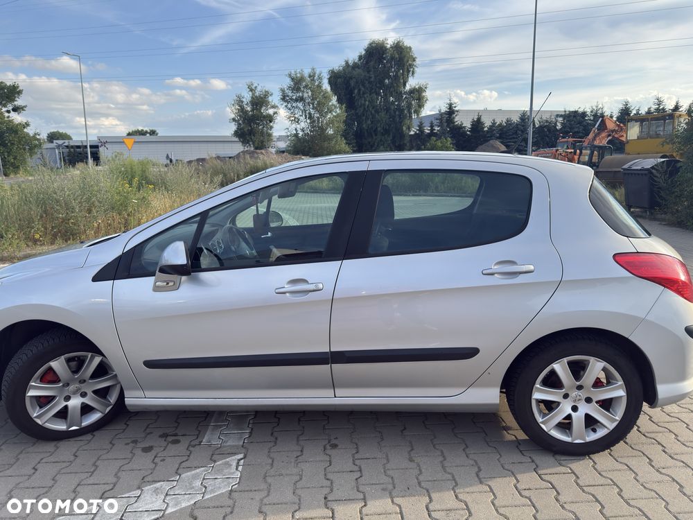 Peugeot 308 - 5