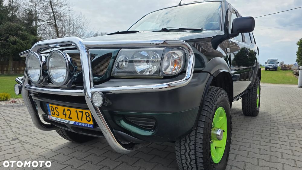 Nissan Terrano 2.7 TDi Comfort - 14