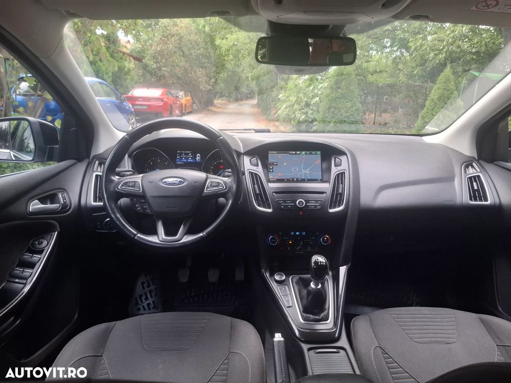 Ford Focus 2.0 EcoBlue Titanium - 8
