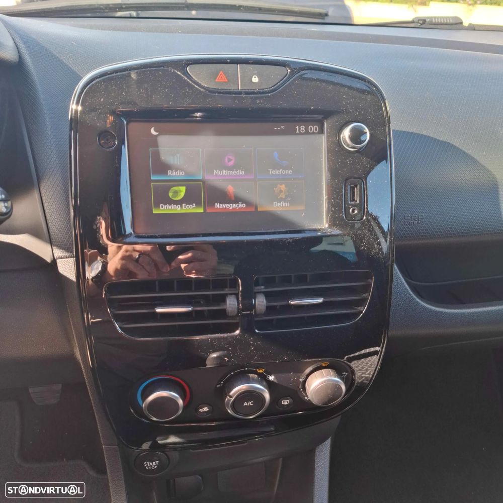 Renault Clio Sport Tourer 0.9 TCe Limited - 14