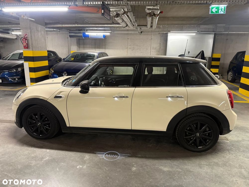 MINI Cooper Standard - 5
