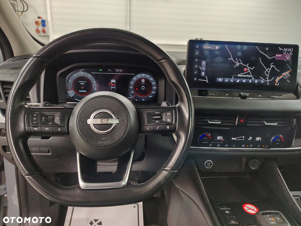 Nissan Qashqai 1.3 DIG-T DCT N-CONNECTA - 29