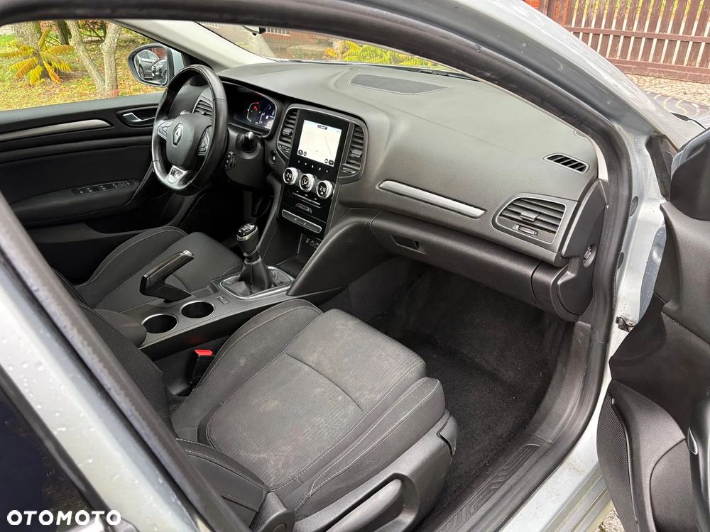 Renault Megane 1.5 Blue dCi Intens - 19