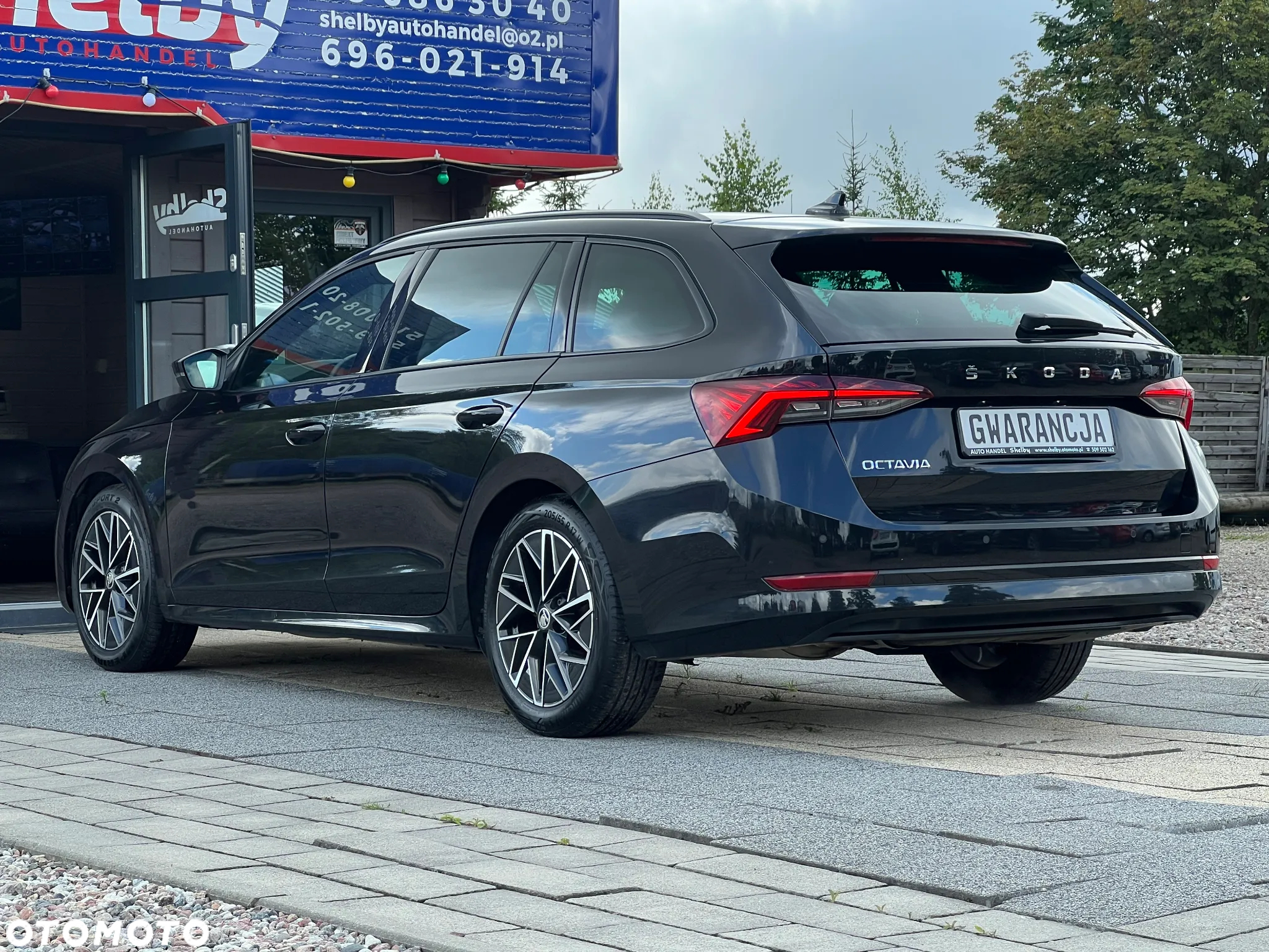 Skoda Octavia 2.0 TDI DSG Sportline - 7