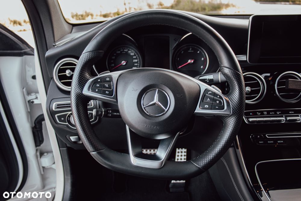 Mercedes-Benz GLC - 4