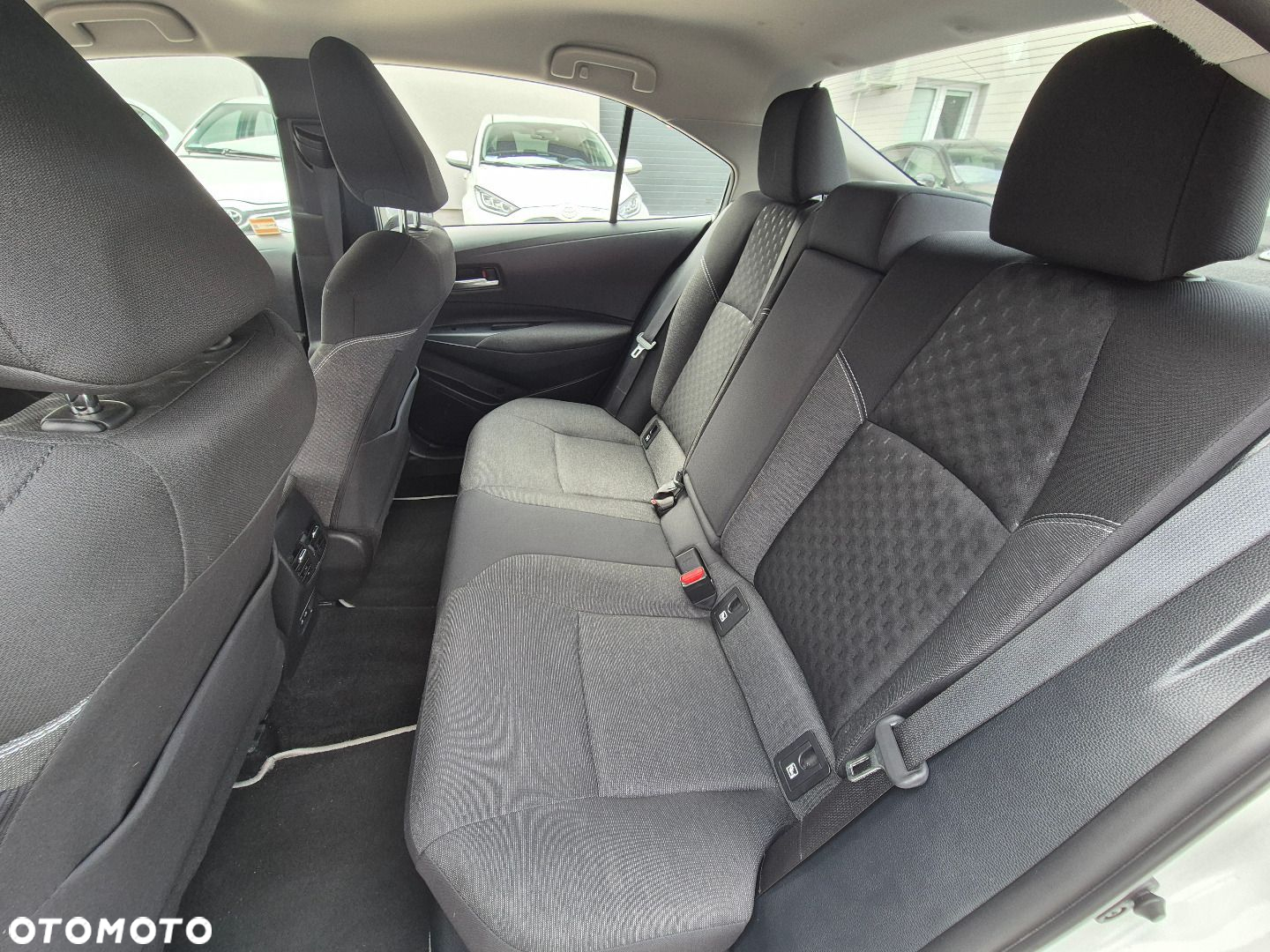 Toyota Corolla - 9