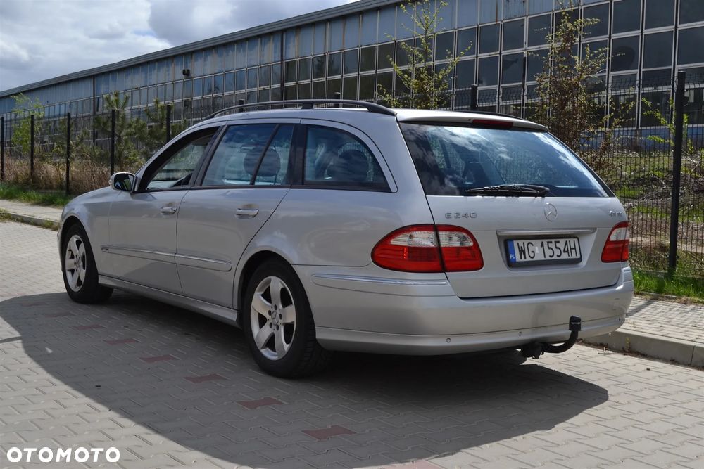 Mercedes-Benz Klasa E 240 4Matic Avantgarde - 4