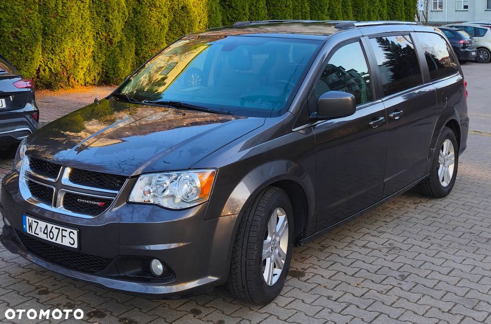 Dodge Grand Caravan - 5