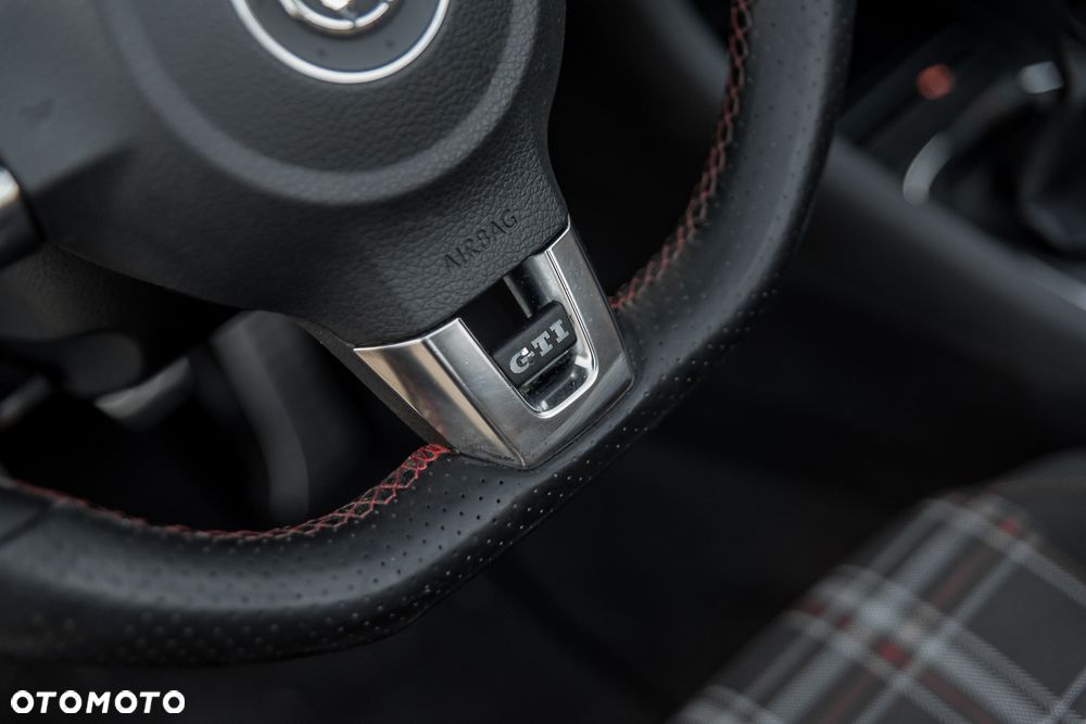 Volkswagen Golf Cabrio GTI - 14