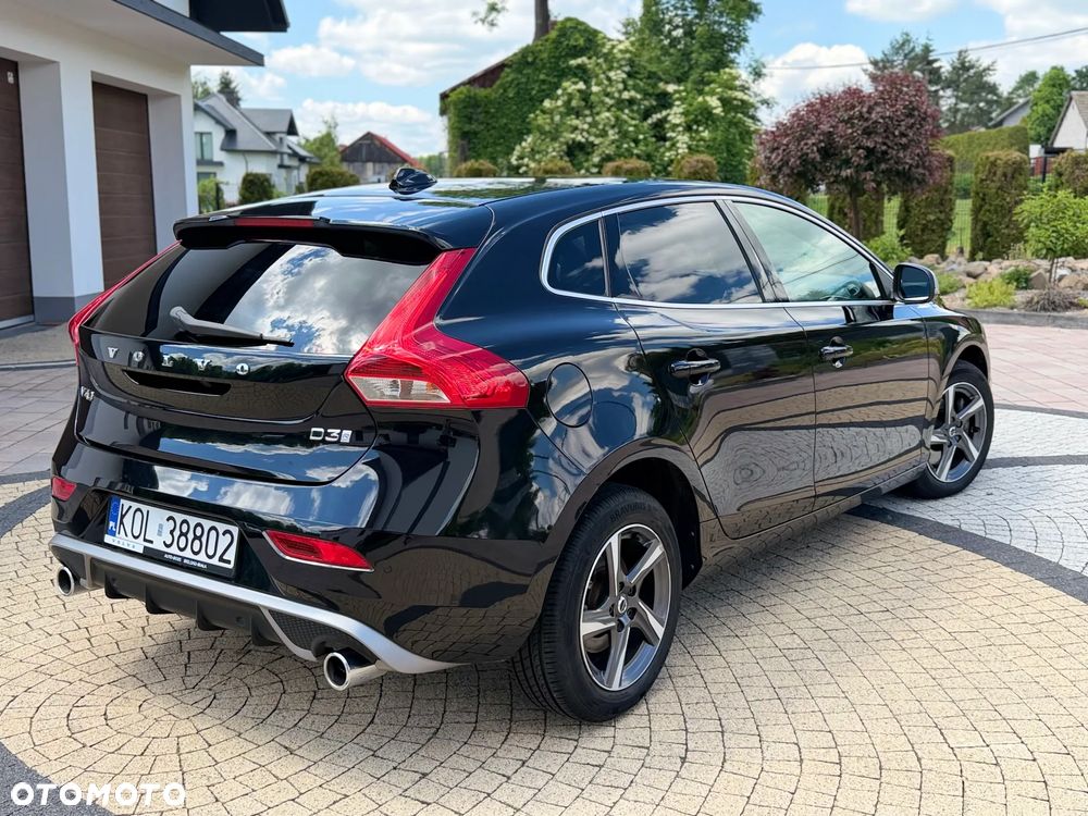 Volvo V40 D3 Drive-E R-Design Momentum - 28