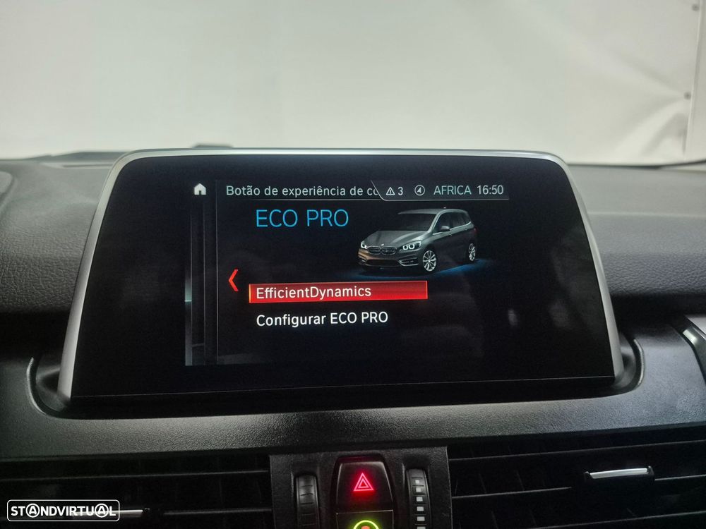 BMW 216 Gran Tourer i 7L Line Luxury - 19