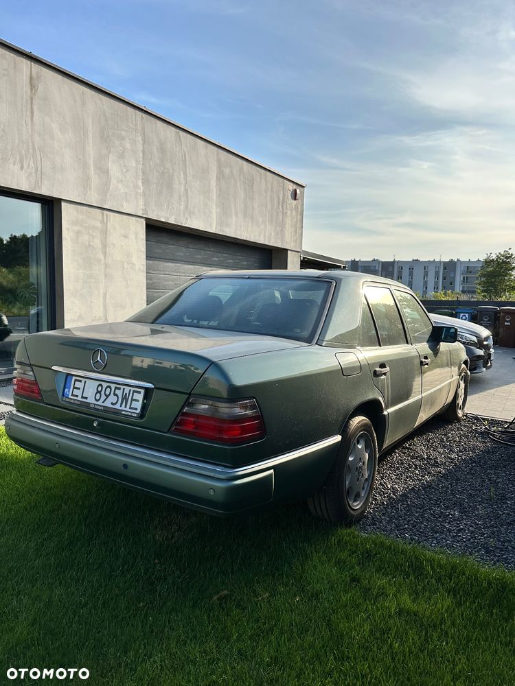 Mercedes-Benz Klasa E - 6