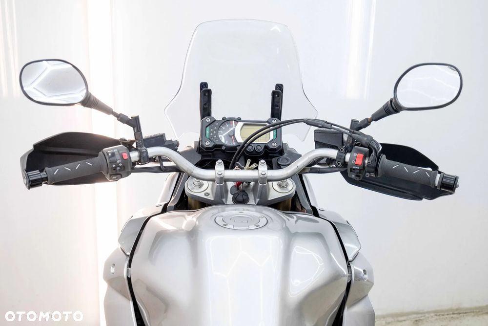 Yamaha XTZ - 23