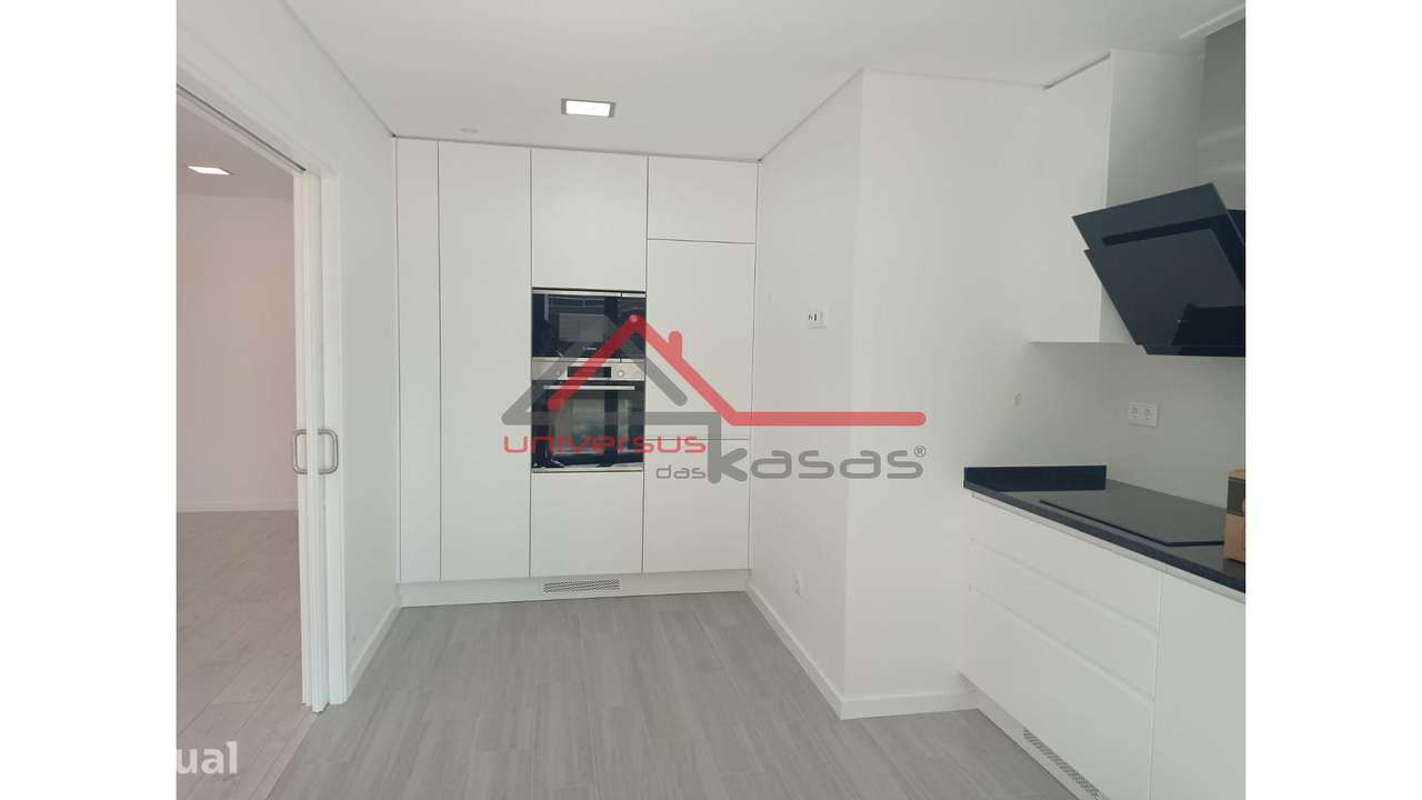 Apartamento T3+2 DUPLEX em Montijo - Grande imagem: 2/18