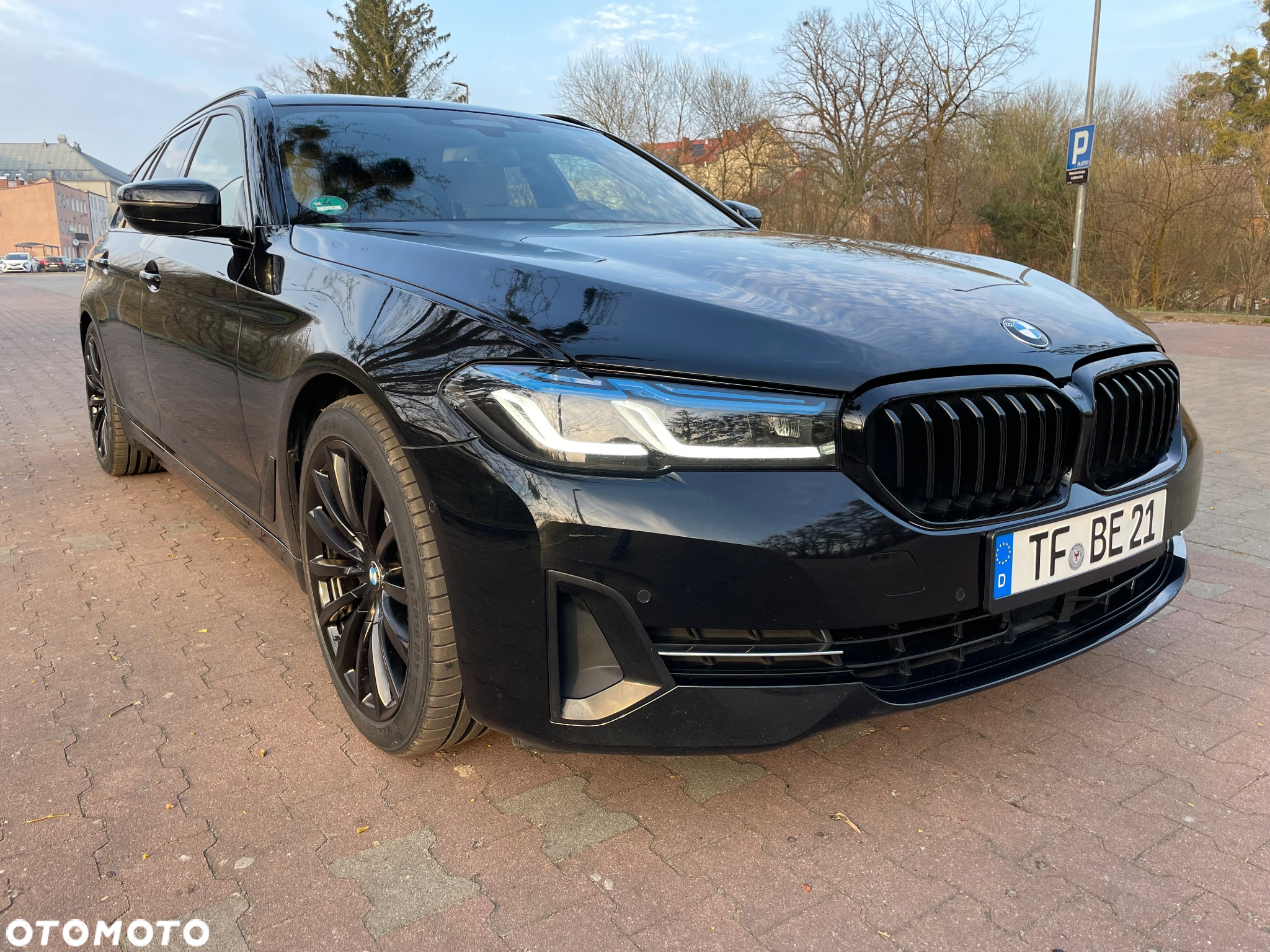 BMW Seria 5 520d Touring Luxury Line - 3