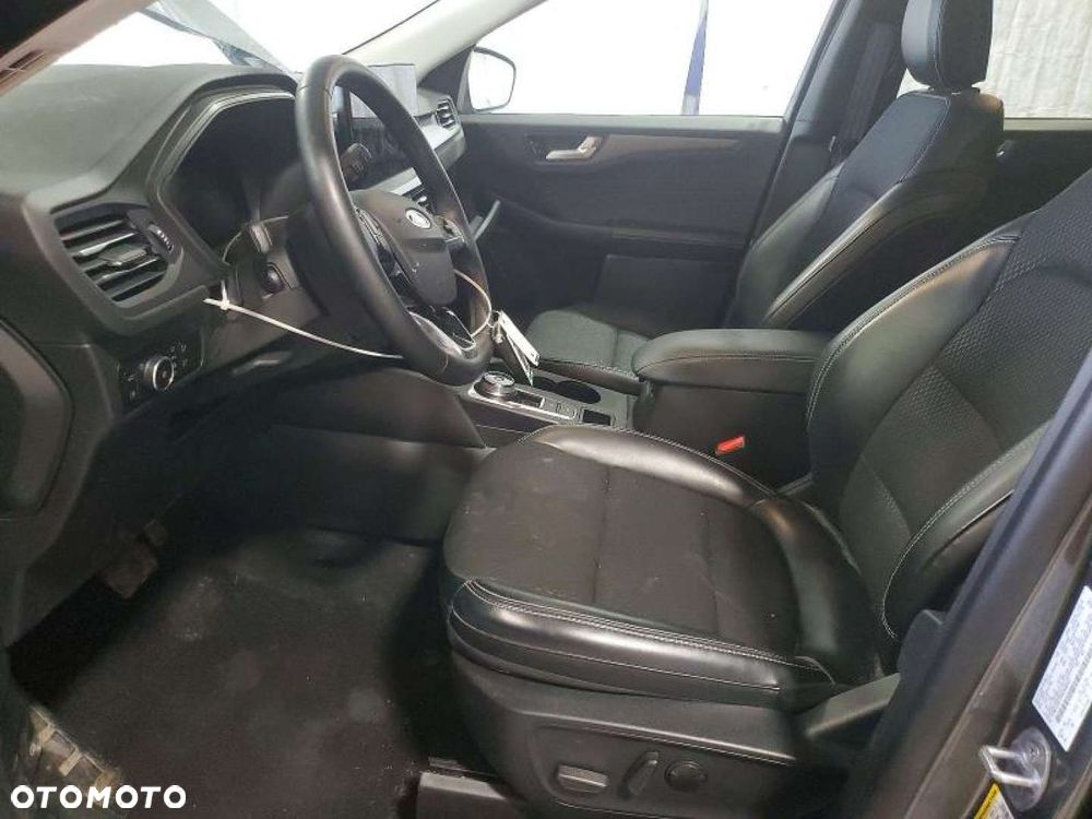 Ford Escape - 7