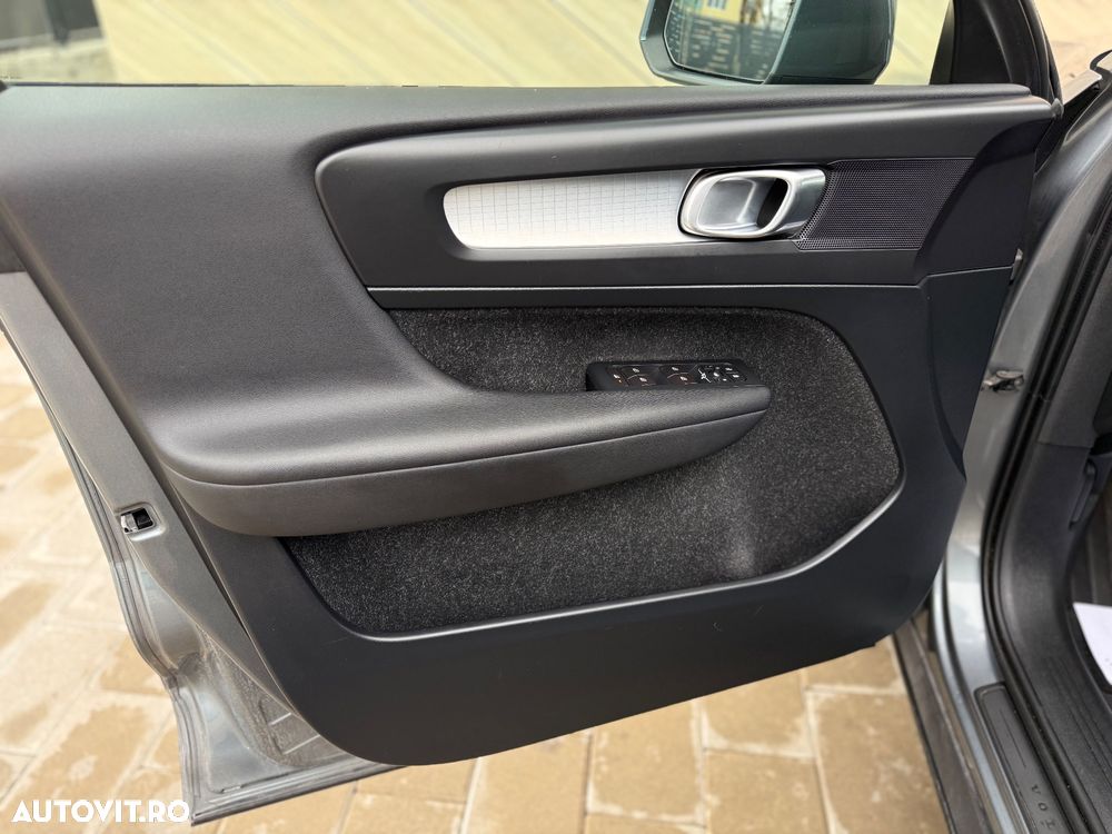 Volvo XC 40 D3 Momentum - 18