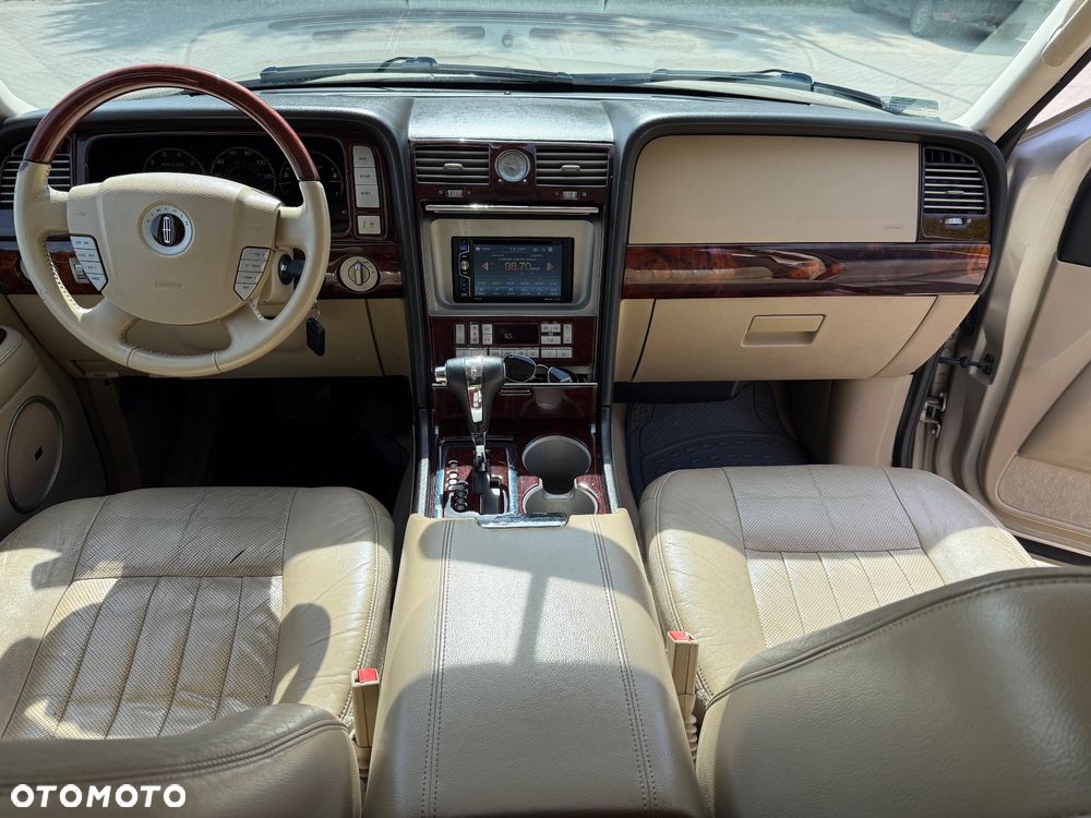 Lincoln Navigator 5.4 4WD Luxury - 15