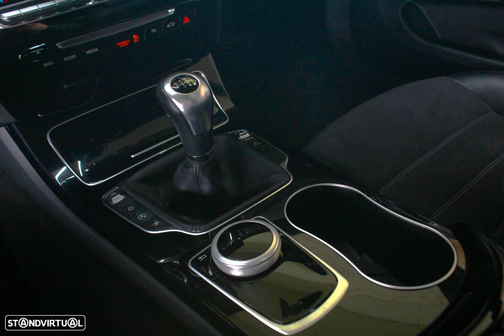 Mercedes-Benz C 220 d Cabrio AMG Line - 43