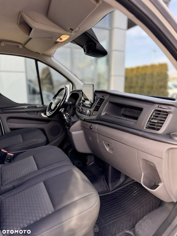 Ford Transit Custom - 19