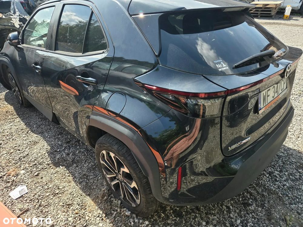Toyota Yaris Cross Hybrid 1.5 Active - 3