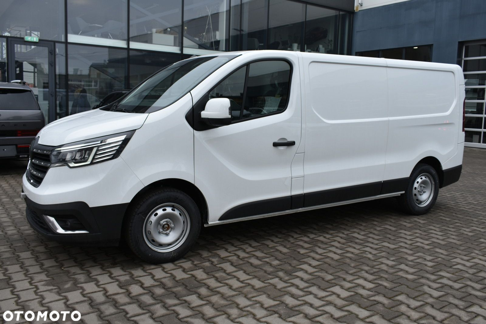 Renault Trafic - 2