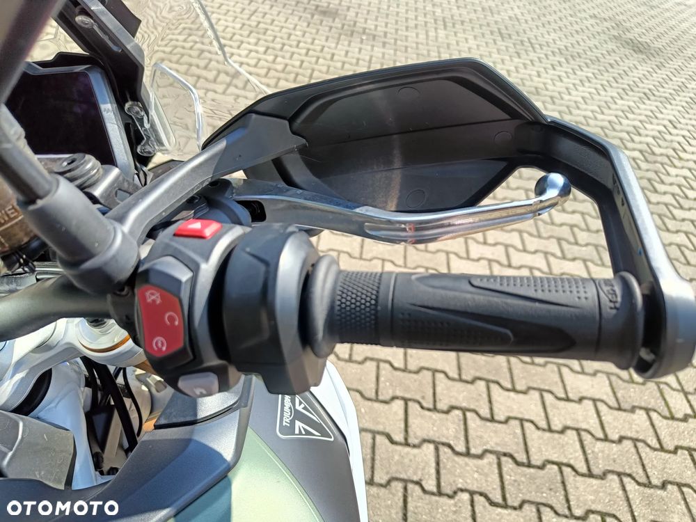 Triumph Tiger - 13