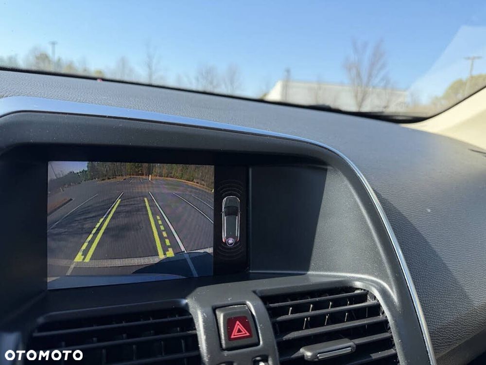 Volvo XC 60 - 22