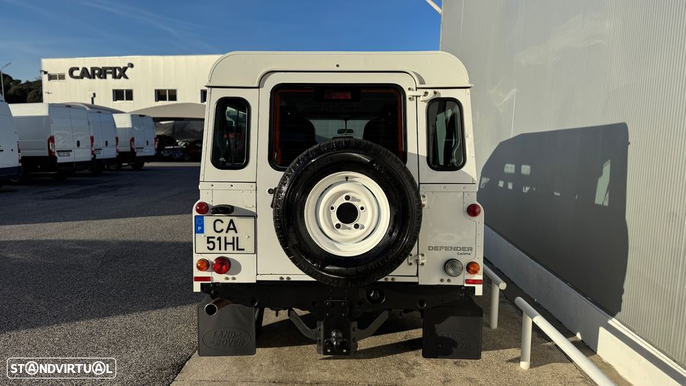 Land Rover Defender 110 DPF Station Wagon E - 20